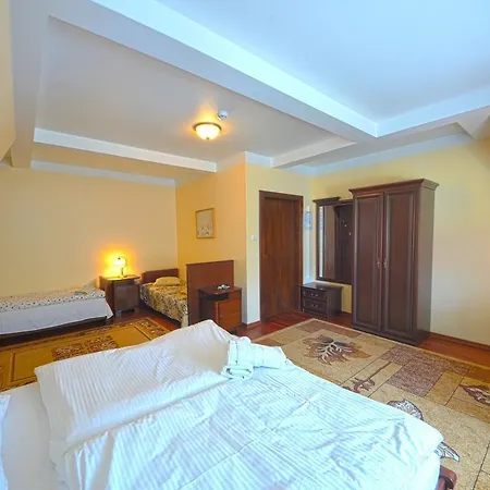 Hotel Dworek Katarzynki *