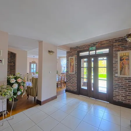 Отель Dworek Katarzynki