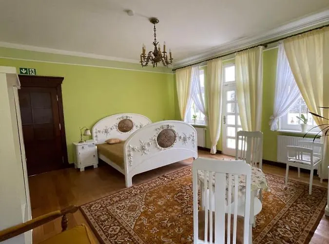 Dworek Katarzynki Hotel Kobylnica (Greater Poland)